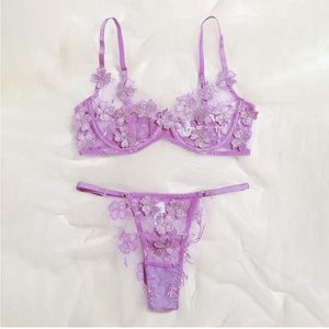 Amazon Lavender lingerie set